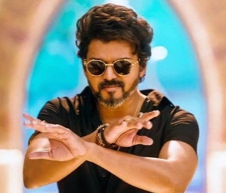 TOlMovies's tweet photo. Who's Looking Stylish In Cooler ?
https://t.co/CAGUirC80T

    🔄@actorvijay         ❤️#AjithKumar https://t.co/VjzTUorWeu
