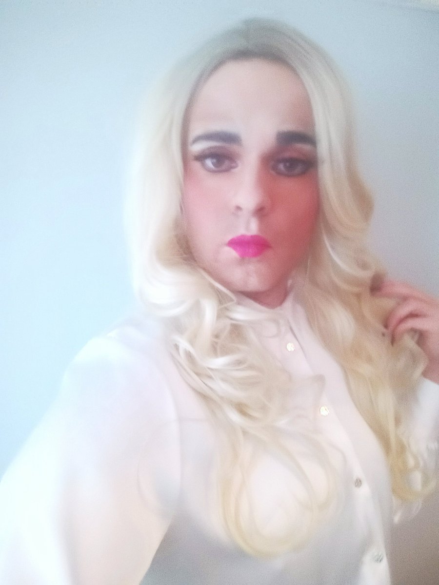 ToniSamuelsCD's tweet photo. Relapsed, didn't I... and it felt soooo good! #satinblouse #crossdresser #Femboy #m2f #femboyfriday #slut https://t.co/wJoHadLpZK