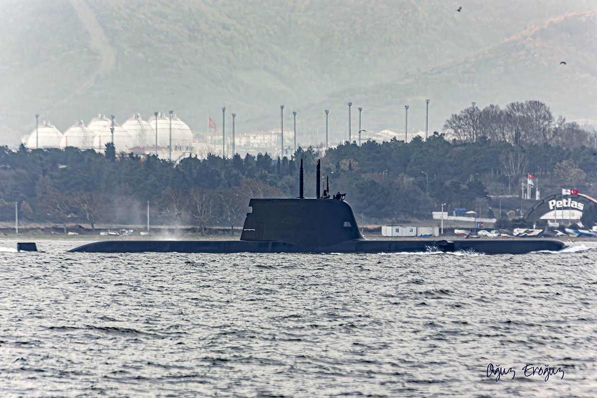 OguzEroguz1's tweet photo. #TurkishNavy's #AIP #submarine #ReisClass #Type214TN #TCGPirireis #S330 https://t.co/qvxNQ3WTYD