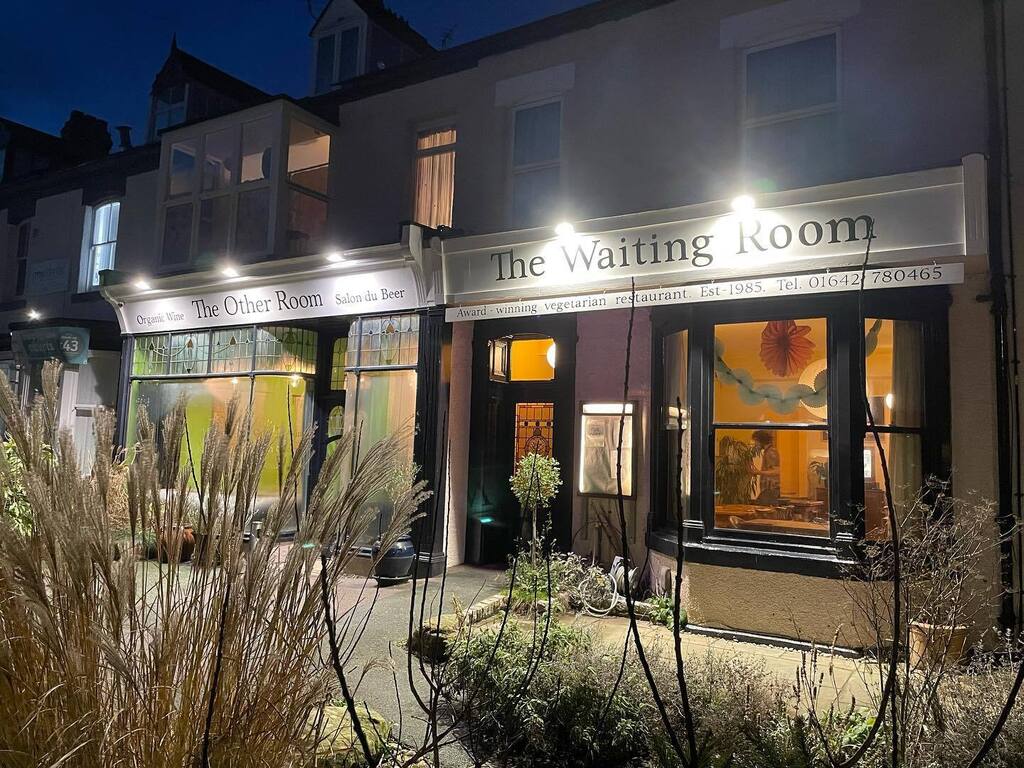 The lights are on (finally replaced the flood lights after repainting The Waiting Room sign) and we’re all ready for a busy night in the restaurant. Come in for a wholesome feed and free warm #cosy #homely #delicious #vegetarianstewhouse #Eaglescliffe #WaitingRoomEAG