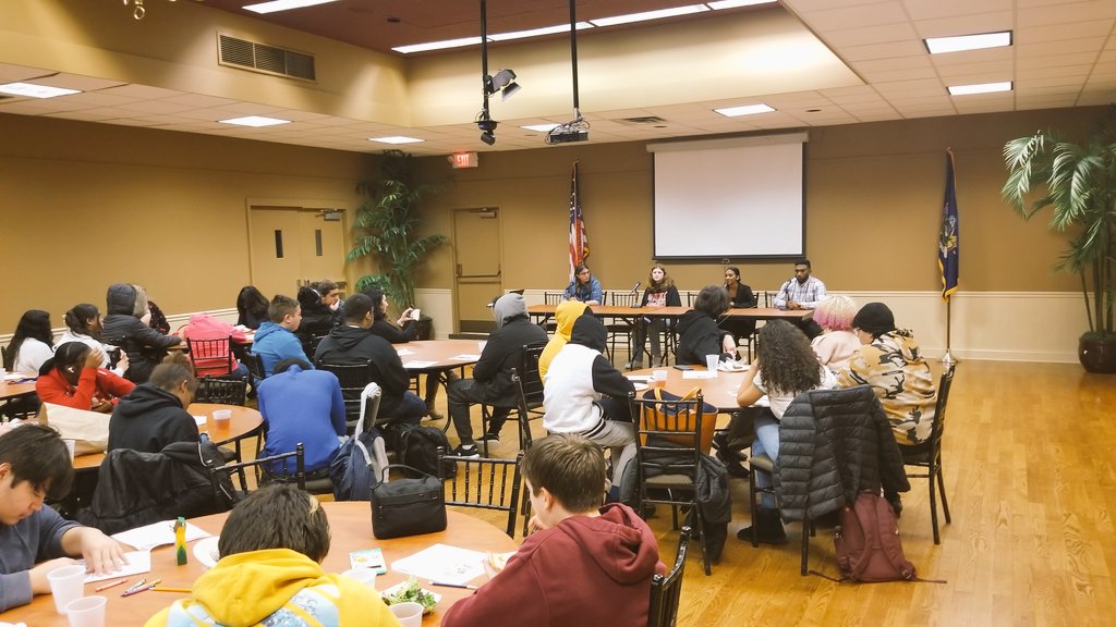 SHSChank tweet media