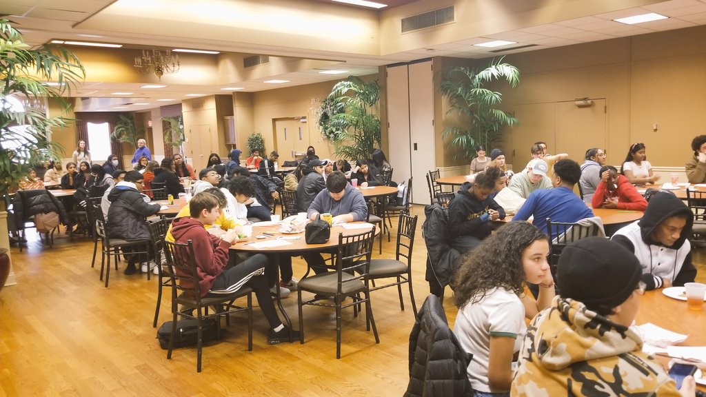 SHSChank tweet media