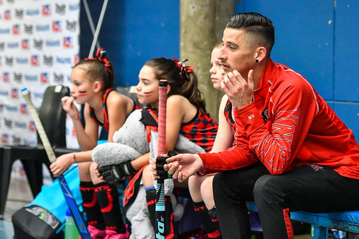 Happy birthday Jonty Thomas! 

Thank you for leading us! 
We are because you are! 

We hope you had a special day. 

⚔️ We are the KNIGHTS ⚔️ 

🔴⚫️⚪️

#TheKnights 
#TheRedArmy 
#ThePeoplesTeam 
#NorthernSuburbs 
#PSiHockey 
#WeLoveBoards