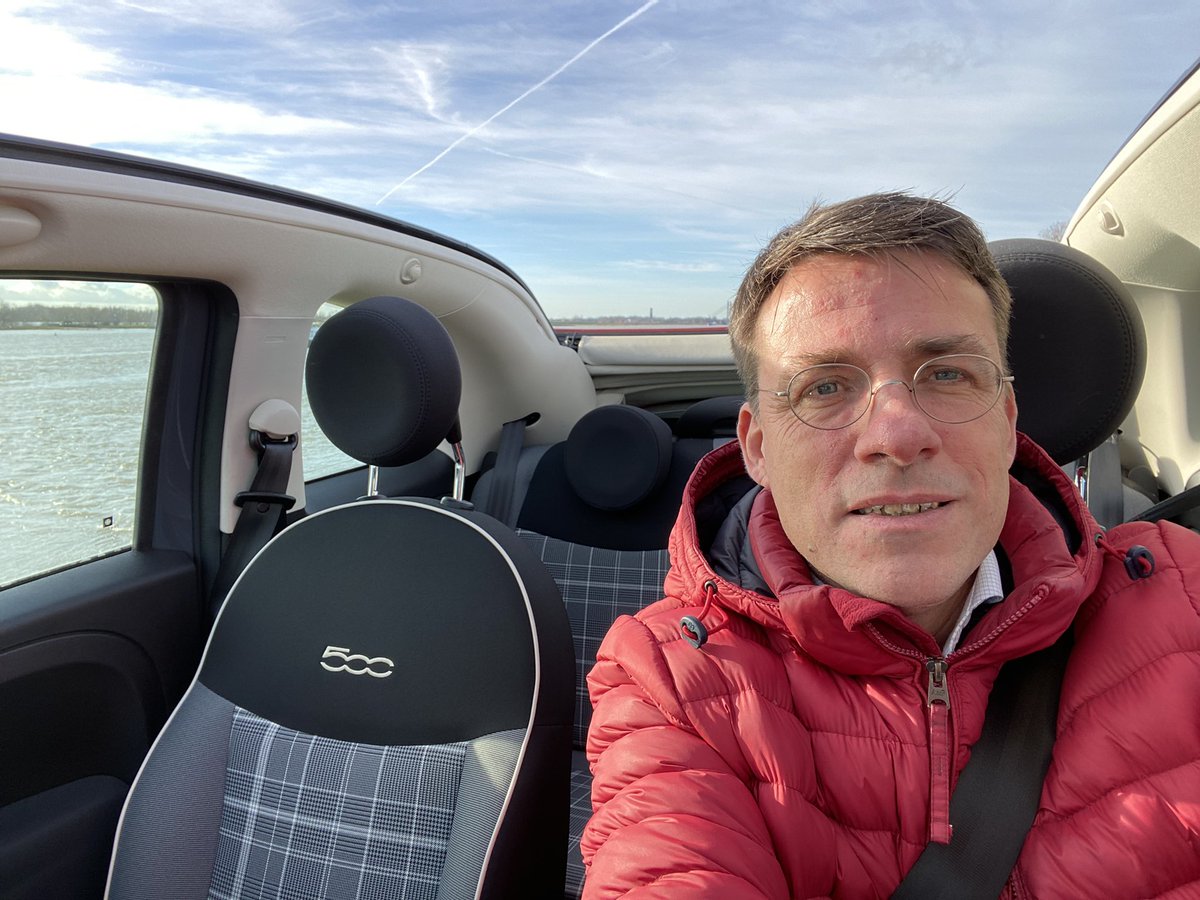 paskalvanlomm's tweet photo. Als het op 6 januari bijna als lente voelt en over de dijk onderweg bent tussen twee afspraken. #dakeraf https://t.co/yvu8M5m6El