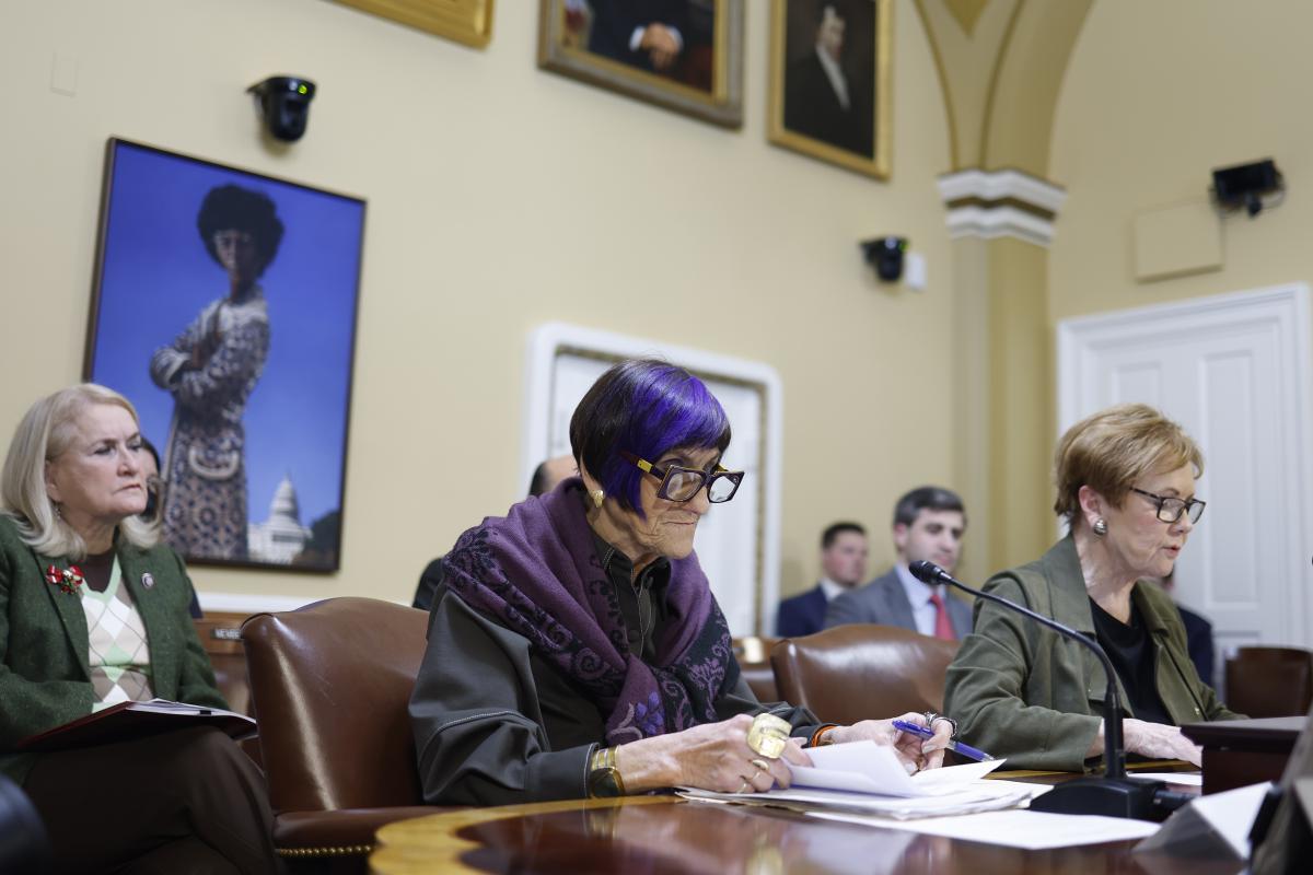 Good news! Congress is sending $1.5 billion towards higher education projects, including raising the maximum amount students can receive for Pell Grants- a $500 increase that will begin in the 23–24 award year. buff.ly/3Qmvz5Z