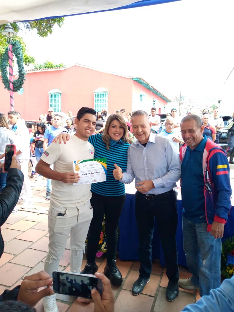 José Vicente Rangel A tweet media