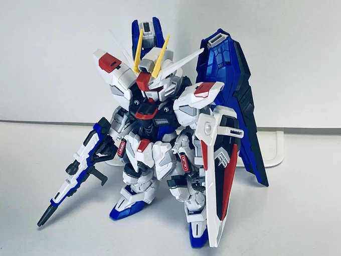 素組なのにめっちゃカッコいい…明日スタンド買ってこよう 