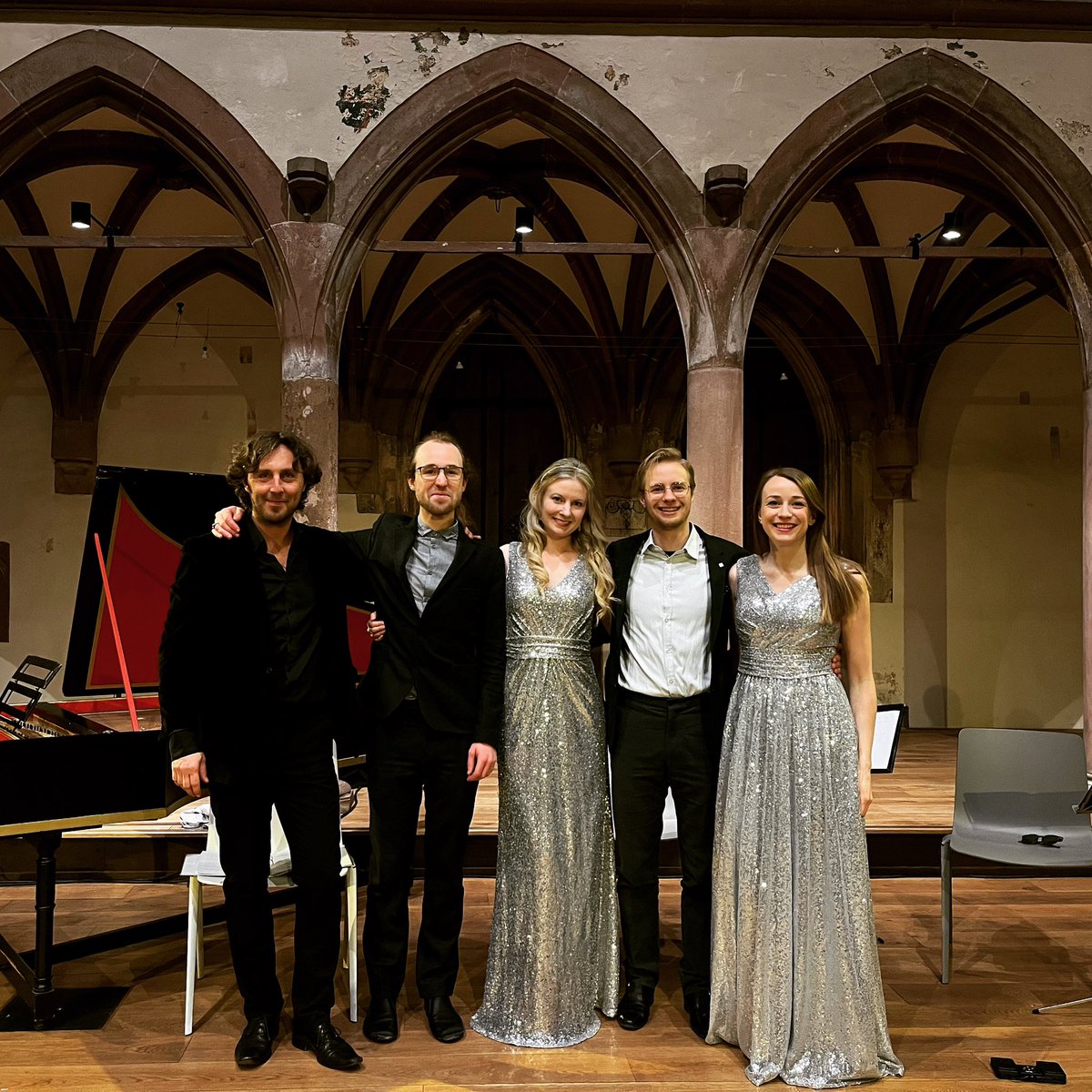 We had a great time returning to St Pierre-le-vieux to perform Silver Barqoue last night. We love this venue! 🇫🇷🎶 Thanks for having us #earlymusic #longlivefairoriana #baroquemusic #baroque #concert #classicalmusic