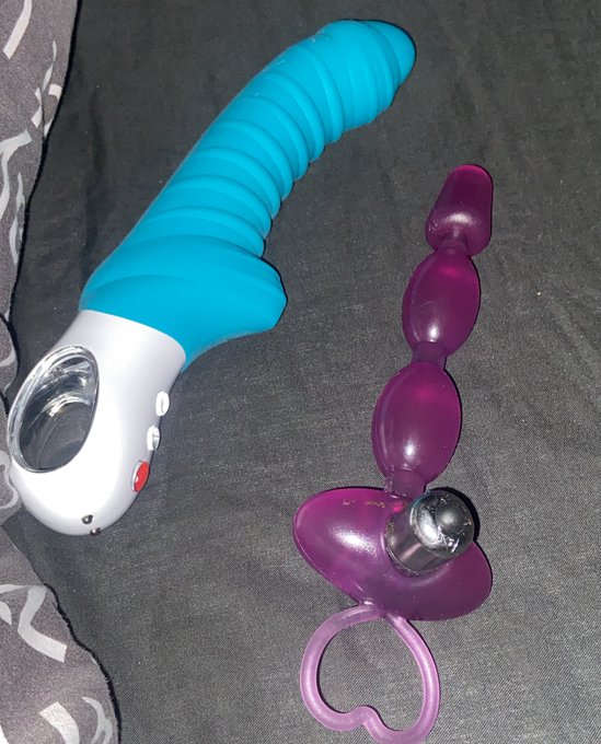 Which one should I use right now? And should I video the results?😈👀💦 #onlyfansFree #onlyfans https://t<a href="/tag/onlyfans"class="tags"><span>#onlyfans</span></a><a href="/tag/onlyfansfree"class="tags"><span>#onlyfansfree</span></a>