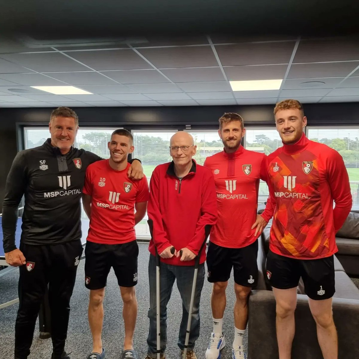 CraigBPodcasts's tweet image. PLEASE RT

On the 61st minute of today's game with Nottingham Forest, we would like to get everyone involved in a minutes applause for a friend to many AFCB fans and loyal supporter Al Gard who was taken from us too soon on Tuesday.

youtu.be/TpqmXrGXhjs

#afcb #NFFC