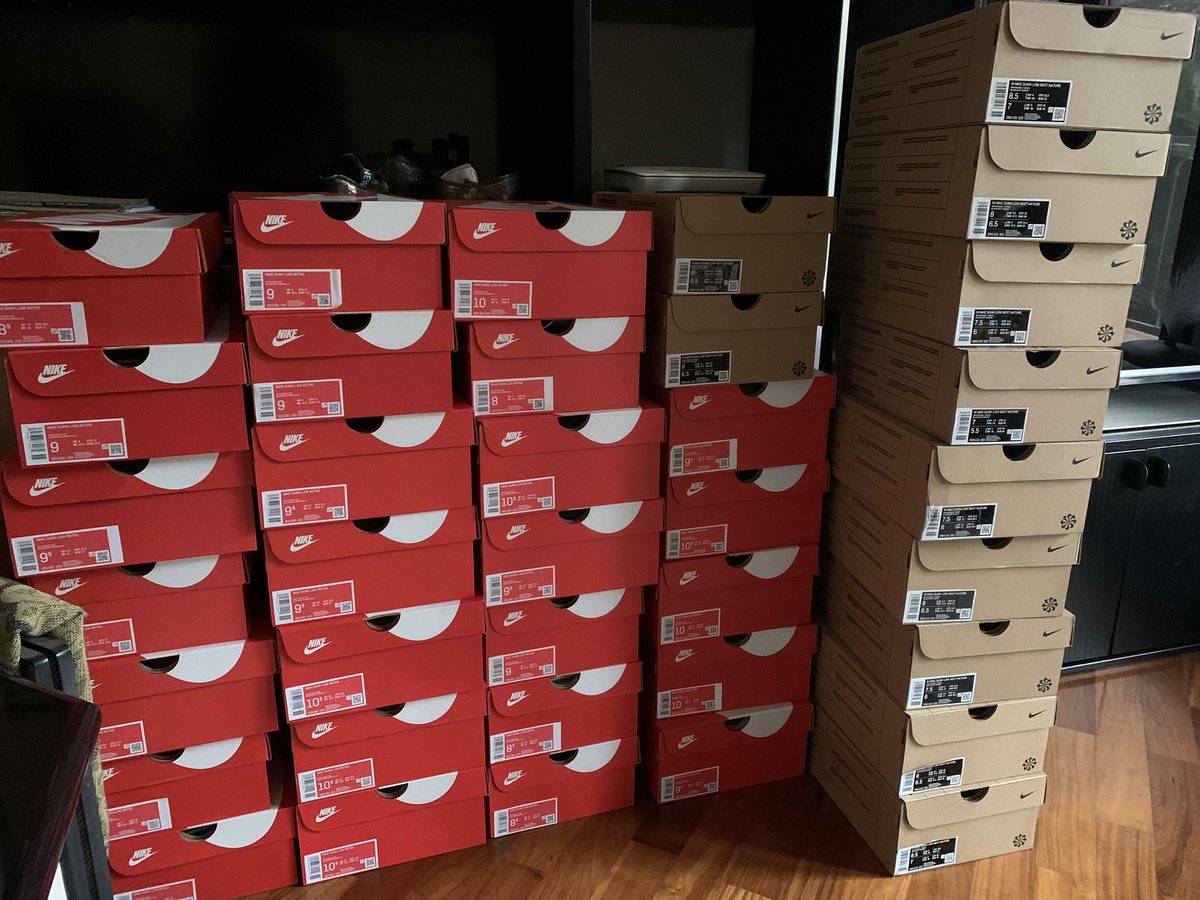 AlbianiMichele's tweet photo. @usnkrs_success @MurphyProxies @TsubakiRedirect @FirstNotify @OceanSnkrs @PorterProxies Grey Fog /Nn Mint https://t.co/Un9cLjtapQ