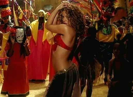 hazsmyall's tweet photo. quando shakira faceva questo quel ratto non esisteva nemmeno facciamo i seri https://t.co/yudN2LyBiR