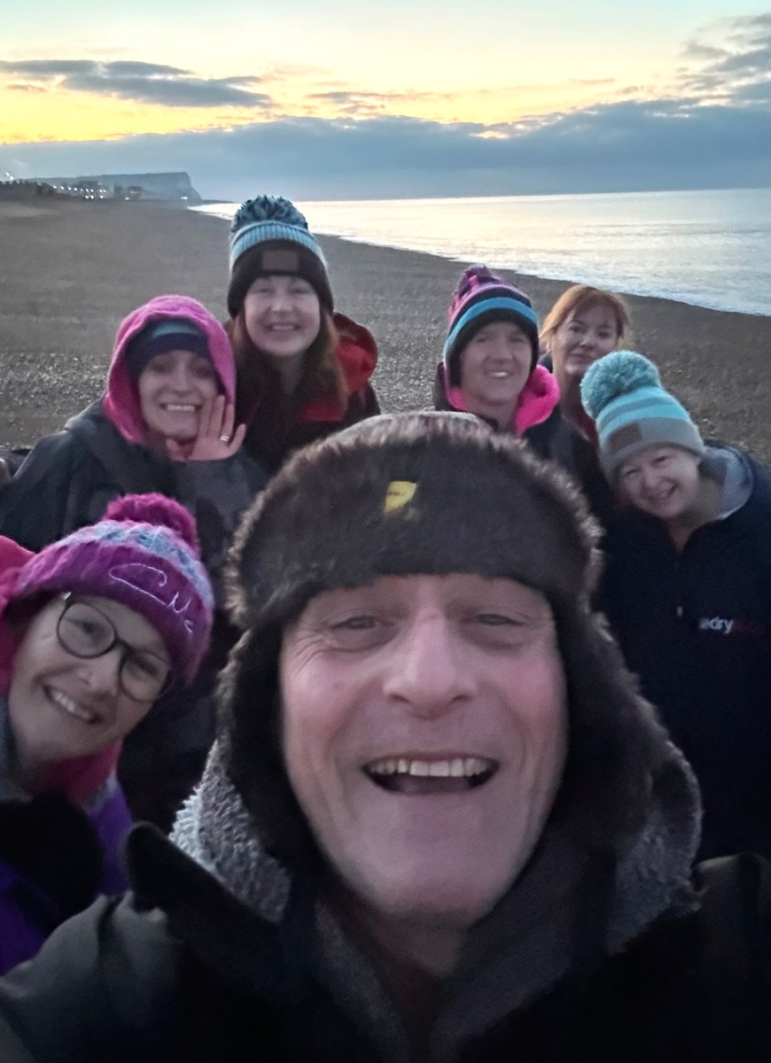 It's a joyous thing - Saturday swims <a href="/purplepuffin/">Andy Cook</a> <a href="/Torncalf/">Torncalf</a> <a href="/PirateSuJa/">SJ</a> #Saturday #Seaford #SeaSwimming #ColdWater #dryrobeterritory