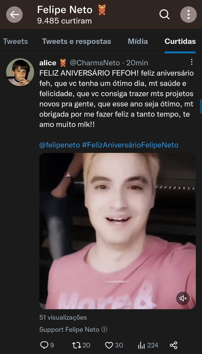 CharmsNeto's tweet photo. mds eu te amo tanto!! @felipeneto 

#FelizAniversárioFelipeNeto https://t.co/y3ZtgPxijZ