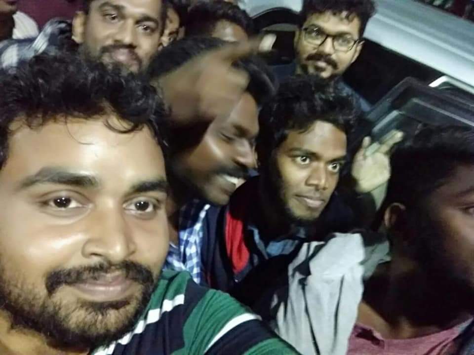 Otfcmyd's tweet photo. 6Years Back Thalapathy In Jallikattu Protest!!

@actorvijay #varisu #Thalapaathy67 https://t.co/nu5FlKIiPV