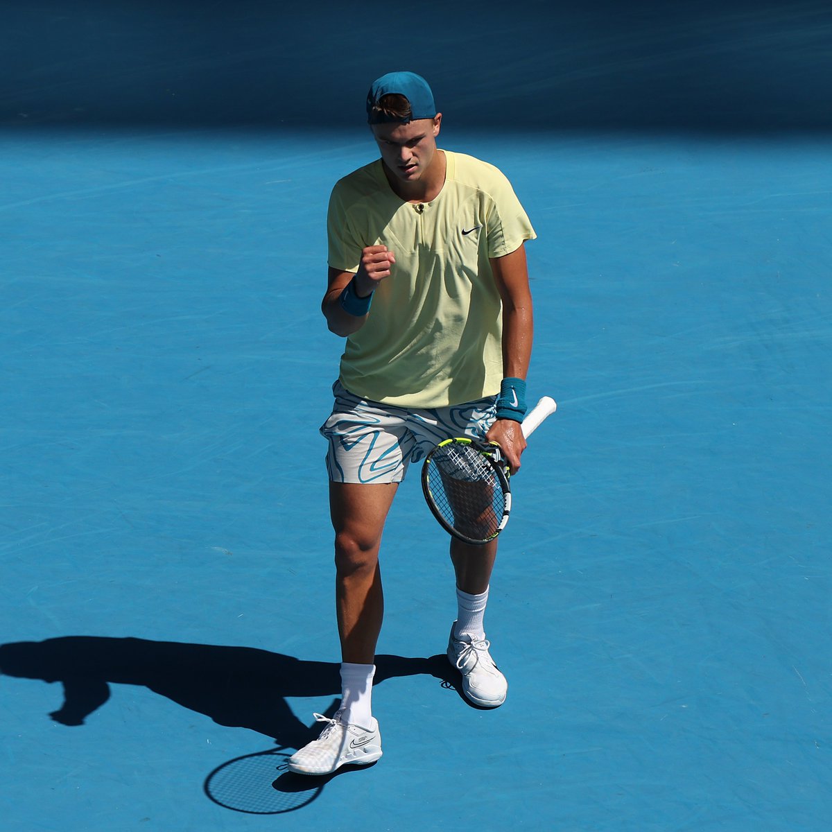 AustralianOpen's tweet photo. 1:26
2:02
2:05
4:48
2:00
2:23
1:25
2:10
1:46

The length of @holgerrune2003's last NINE service games... 😮

#AusOpen • #AO2023 https://t.co/zKhXUU8DgY