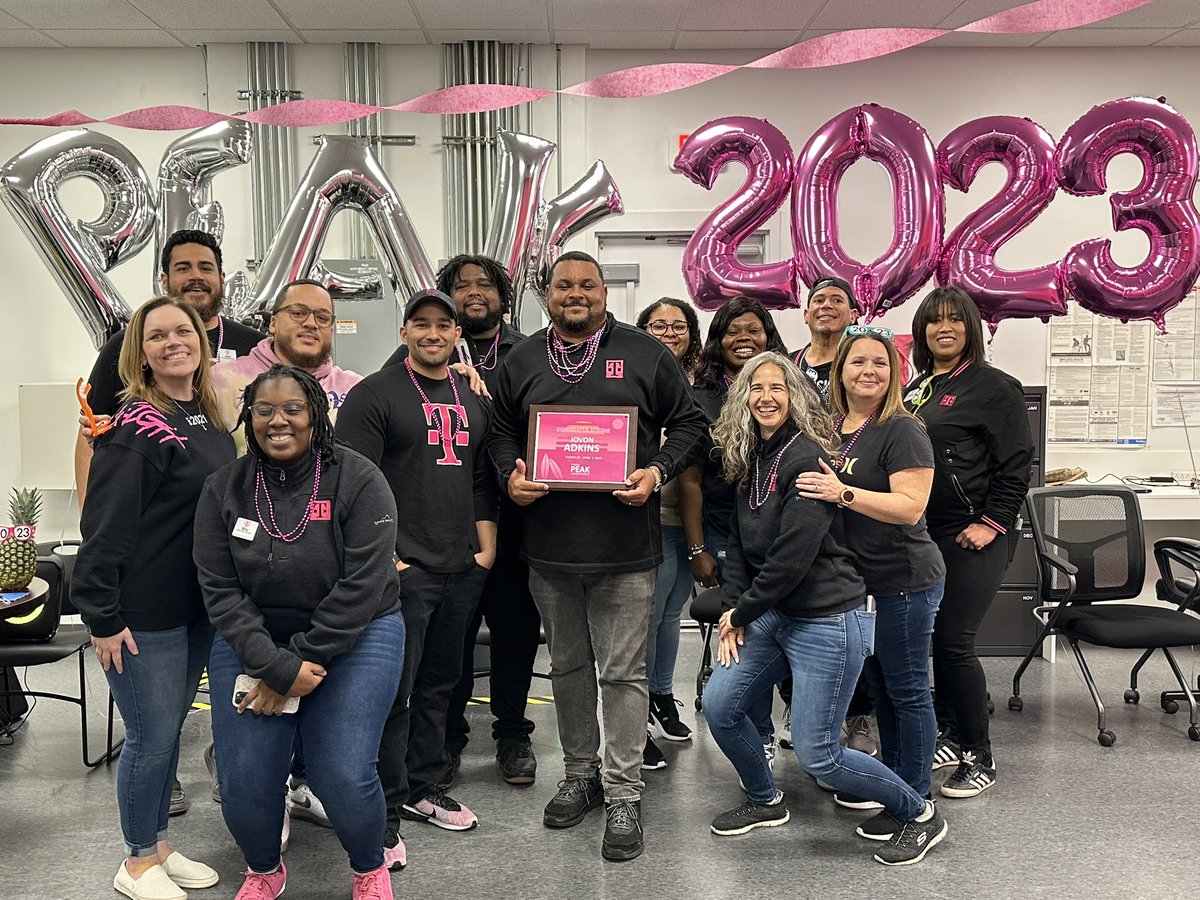 Linda Larsen tweet media