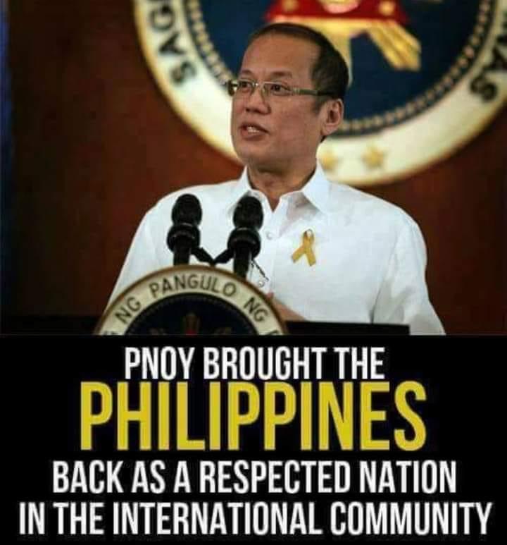 Celestine_DKila's tweet photo. FOR YOUR INFORMATION BBM, kasi tamad ka mag-aral, si Pres Pnoy Aquino ang nagbalik ng respeto sa bansang Pilipinas ng International Community. Kaya ang daming international investors nagtiwala sa gobyerno nya. Kabaliktaran ng sa iyo, WALA! https://t.co/zZic8nI9zr