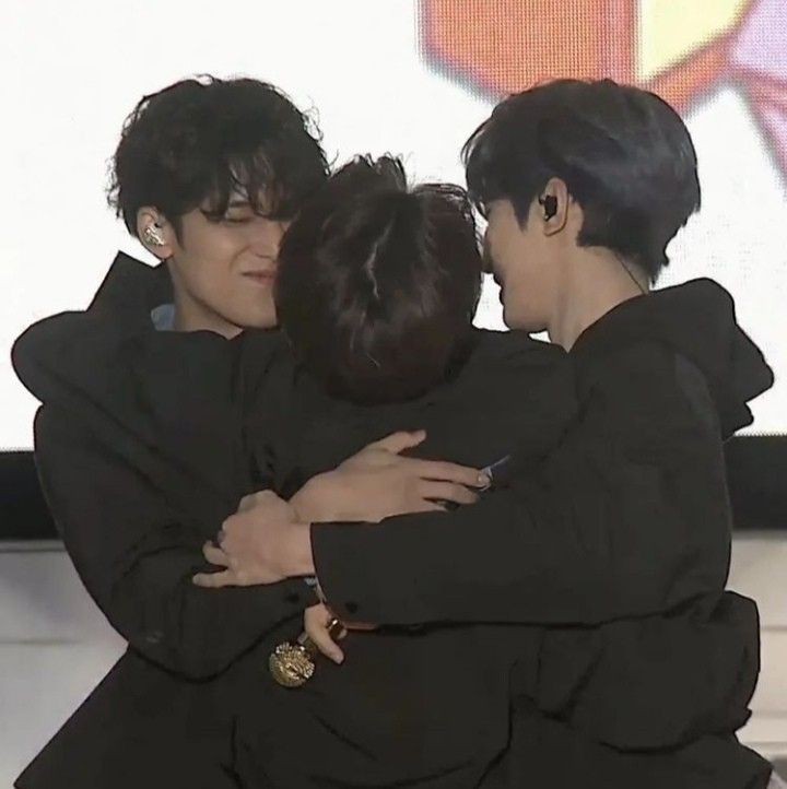 channieluuvr's tweet photo. if this doesn’t open the people’s eyes to minwonchan i don’t know what will  https://t.co/eNlSu2grpk