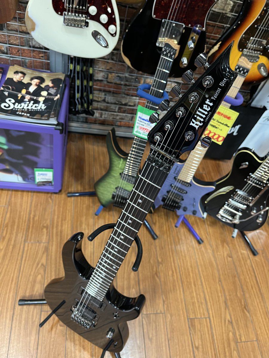 AikyokuOfficial's tweet photo. 【アピタ長久手店】

生産完了品🙇‍♀️奇跡の入荷❗️
このお値段で日本製Killerが買える
ラストチャンス🤩👍

ブラックで統一された抜群のルックス✨

■Killer
KG-FASCIST VICE BIB Black

デジマート⏩https://t.co/Rpw49HsGFY

#killer #fascist #fascistvice https://t.co/BFjalEaBNP