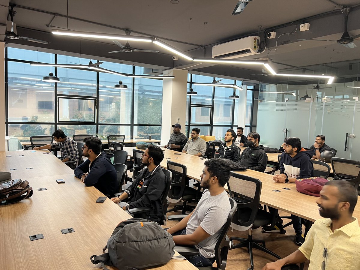 BlrKotlin's tweet photo. We started with @thenishchalraj, from @eloeloapp talking about Creating dynamic UI at run-time using Kotlin https://t.co/OwP4GAOPmQ