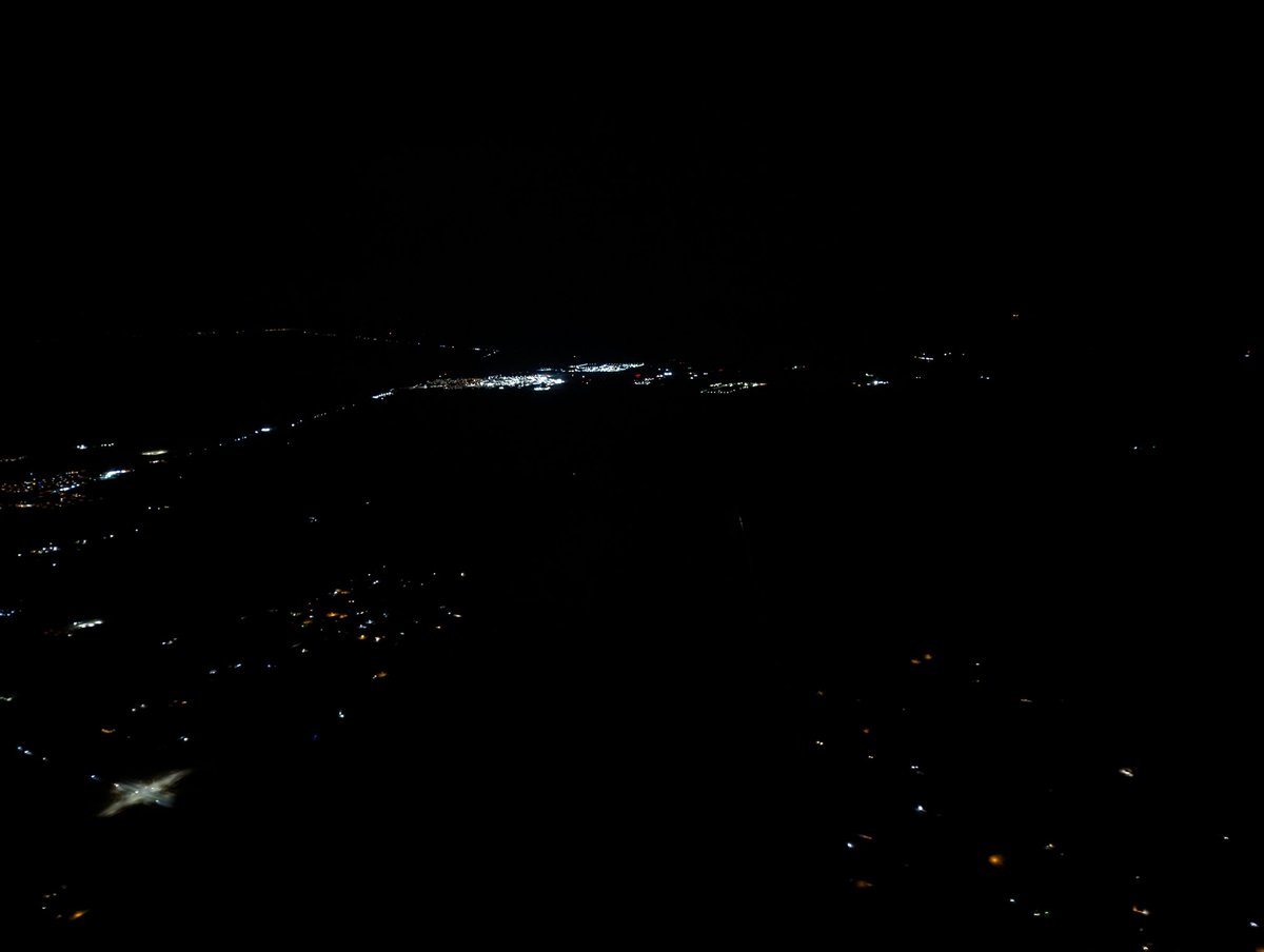 SemicolonsThe's tweet image. Sometimes you just need to get away for a while. #diamond #diamondstar #da40 #kalm