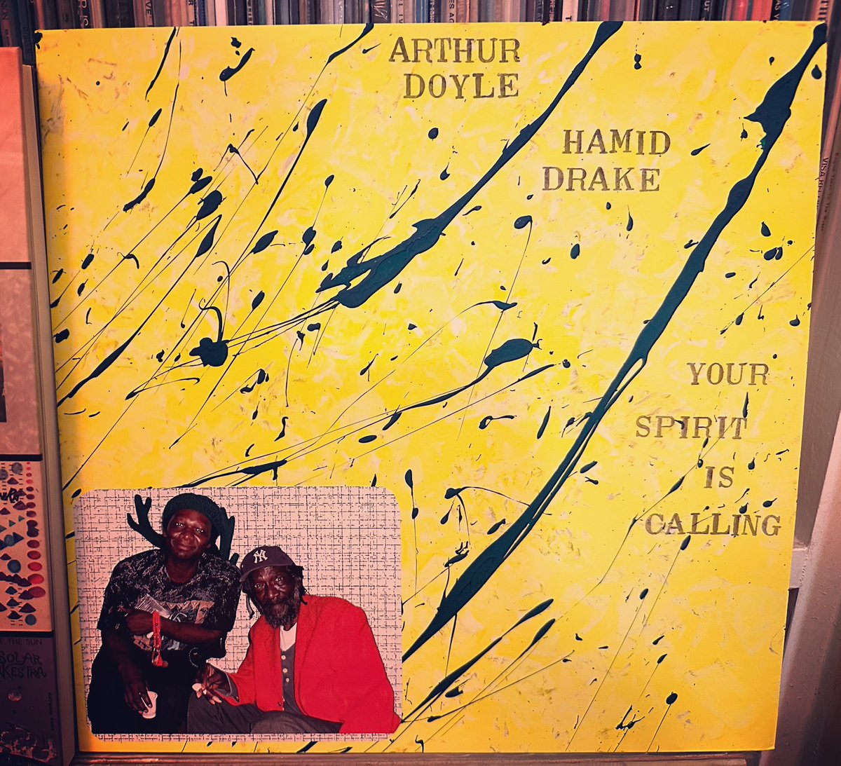 oldmanmoss's tweet photo. The old lady is out of town…. Cue the Arthur Doyle.
#freejazz #ArthurDoyle #HamidDrake #YourSpiritIsCalling #handmade https://t.co/YgV5iF5nXD