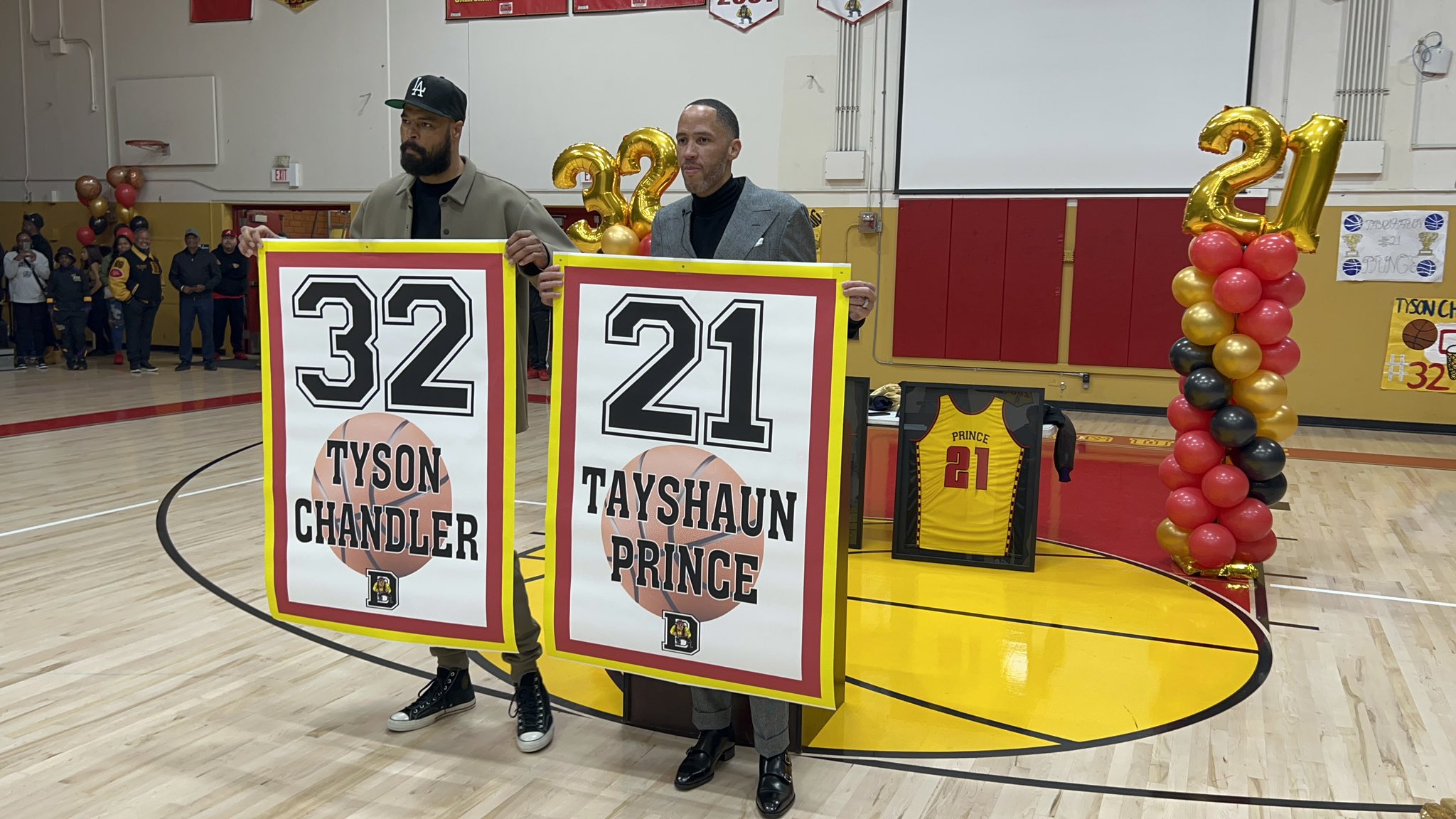 Dominguez High School retires jerseys of Tyson Chandler, Tayshaun