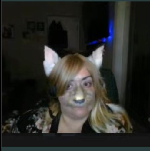 MidnightScreem's tweet image. Emma is still way more beautiful even with Paula&apos;s juvenile attempt to to make her look like her twin...#PiggyPaula #ConsiderTheSource