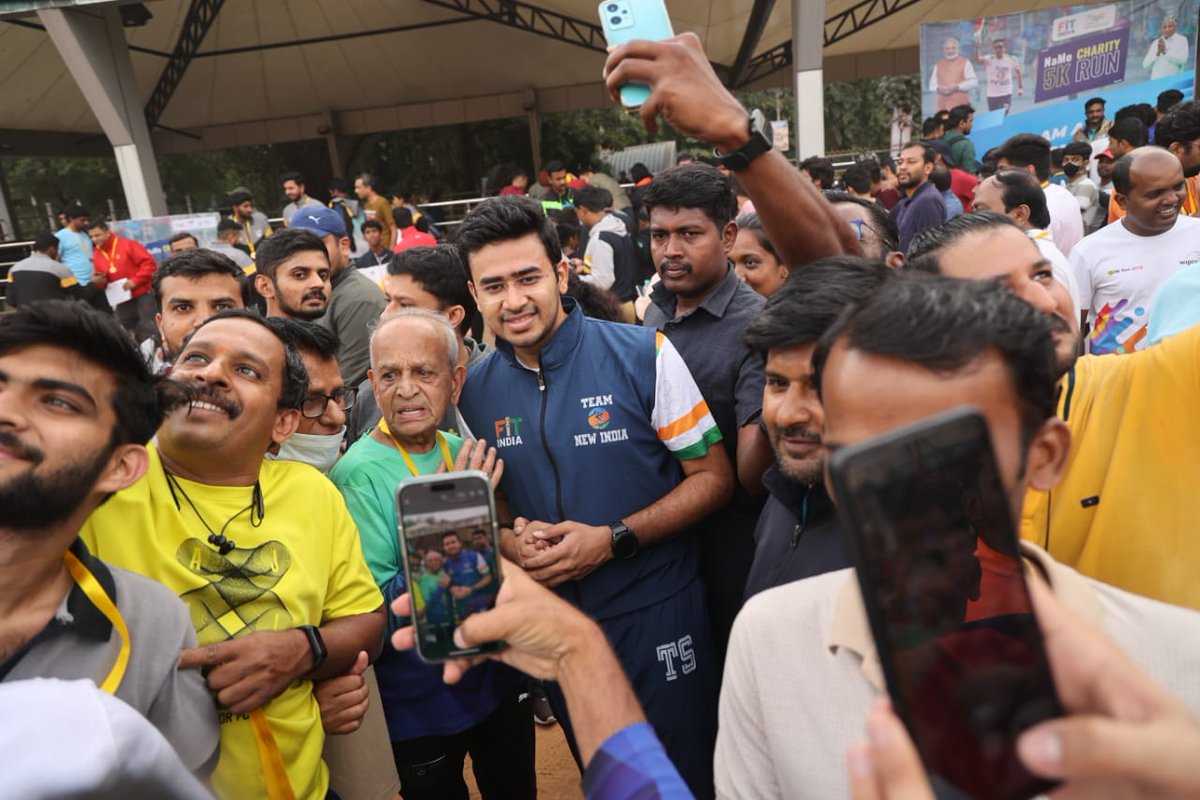 Tejasvi Surya tweet media