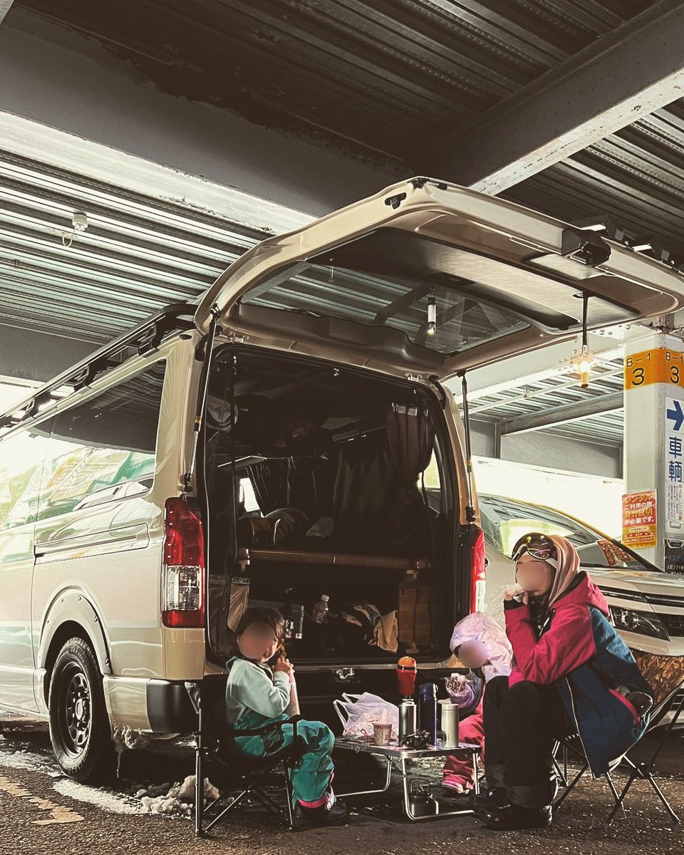昼ご飯はカップ麺😆
Van Life最高！
#スノーボード
#スノーボード女子