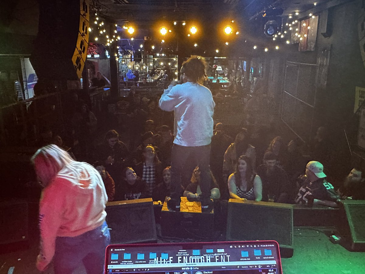 NiceEnoughEnt's tweet image. In Seattle with @CMob765  and @taebothattruth