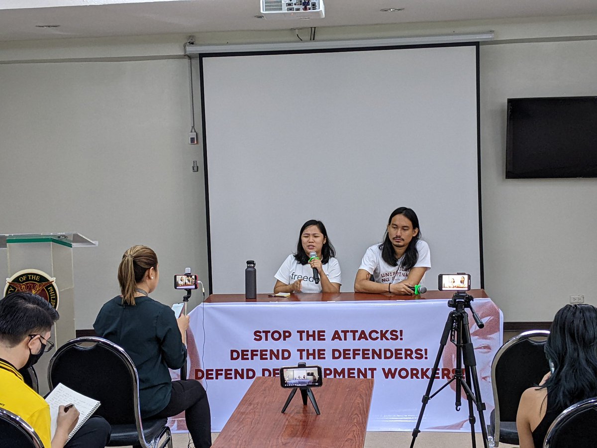 'Ngano gidakop man mi ninyo?' '...Kay mga aktibista man mo.'

DYAN AND ARMAND FINALLY HOLDS PRESS CONFERENCE TODAY. Let victims speak the truth. We will not be silenced! 

#HandsOffDyanAndArmand
#DefendTheDefenders
#StopTheAttacks

fb.watch/ibbXi3t9Pt/