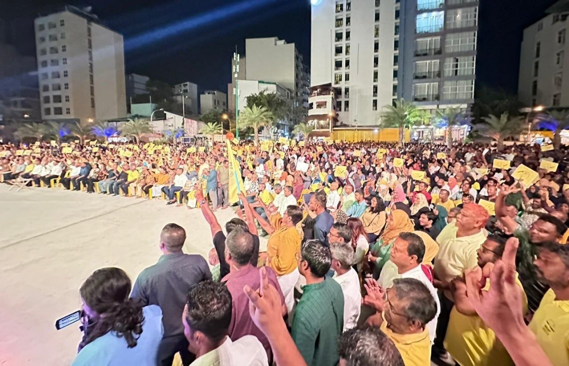 abdulla_shahid's tweet photo. #MDPKuriah | Great energy in last night’s Male’ City rally!

Mi ran reedhoo fikuru dhaanee kuriah, MDP dhaanee kuriah, Raees @ibusolih aai eku kuriah!!!

#Ibu2023 https://t.co/vvuOhzY36T