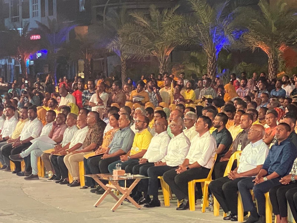 abdulla_shahid's tweet photo. #MDPKuriah | Great energy in last night’s Male’ City rally!

Mi ran reedhoo fikuru dhaanee kuriah, MDP dhaanee kuriah, Raees @ibusolih aai eku kuriah!!!

#Ibu2023 https://t.co/vvuOhzY36T