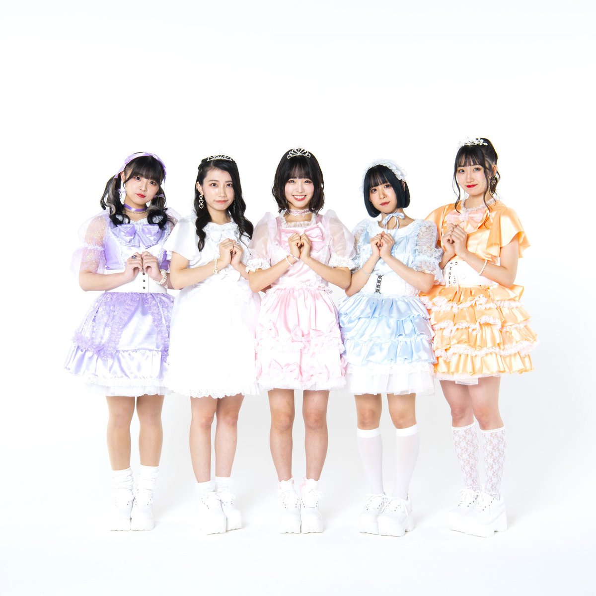 GirlsLink_info's tweet photo. 【イベント情報】
Sapporo-GirlsLink vol.114

■時間　開場12:30 開演13:00
■料金　要予約2,000円(1D別500円)
■会場　Sapporo-Link'sHALL

✨出演✨
Team くれれっ娘！/ AJ HOKKAIDO
.BPM / 代々木女子音楽院

■予約　1月22日(日)21:00受付開始
🎫タイムテーブル⬇️
https://t.co/mPU5UJmJjP https://t.co/pOtwHKTXsP