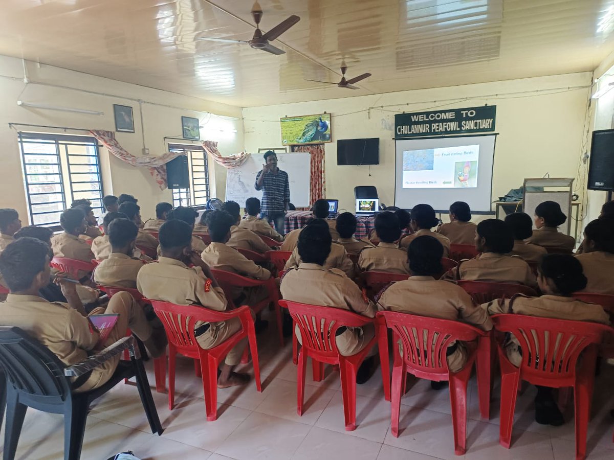 Premdas_IND's tweet photo. Bird talk and bird walk with lovely kids. 
#Birdeducators https://t.co/4EjxcJ6for