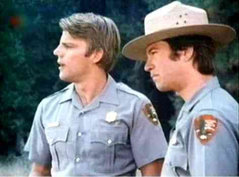 FrankMalfitano's tweet photo. FORGOTTEN TV SHOWS: SIERRA, 1974 NBC #Sierra #tvshow #nationalparks #rangers #NBC #1970s #JamesGRichardson #ErnestThompson #MichaelWarren #SusanFoster #JackHogan #rescueteam #JackWebb #forgottentvshows https://t.co/eUEnMuS3dv