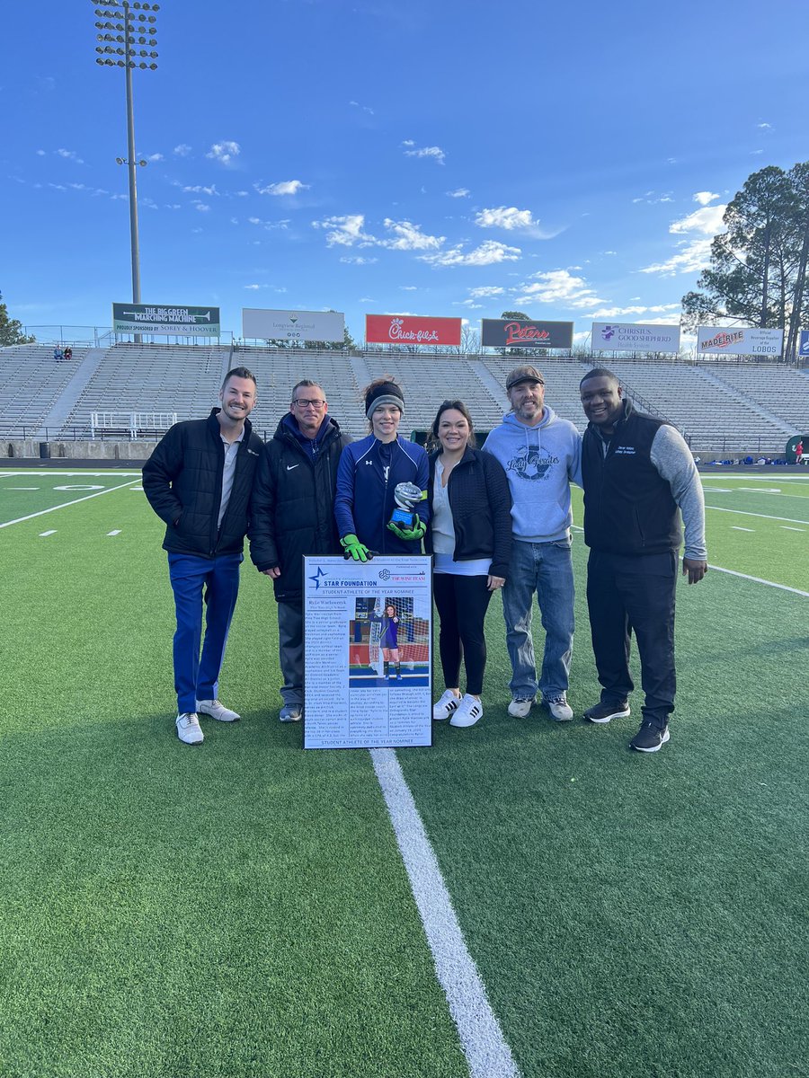 RWaclawczyk's tweet photo. Thank you Longview Orthopedic Star Foundation for Student-Athlete of the week as well as the honor of being student-athlete of the year nominee. I’m so blessed and grateful for this achievement! Thank you and go Pine Tree!!💙💛⚽️ https://t.co/QOtnTd2Qmr