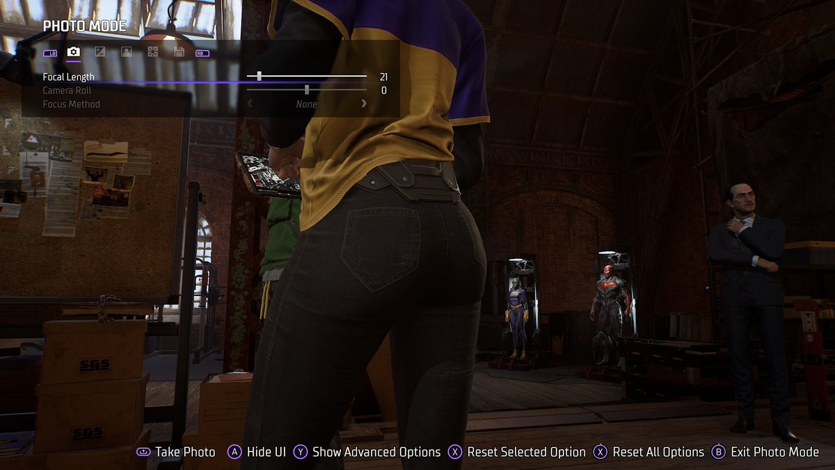 JTImortalmisfit's tweet photo. The only reason i brought the game, I regret nothing #gothamknights #batman #batgril #barbaragordon https://t.co/YkCX0xcMXW