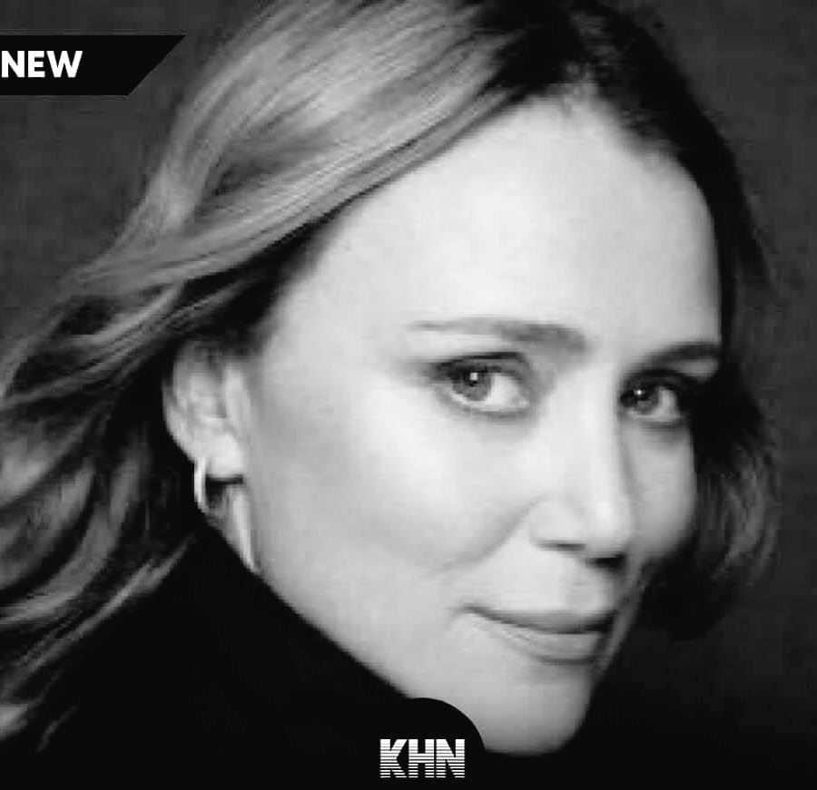 Have a happy weekend.  I never forget you.  two years ago #keeleyhawes speaks for #thefinancialtimes, my children connect more with politics than i do at their age and about luck, luxury and their red poodle.  I feel very blessed.✨🙏🏾 #Keeleyhawesnews 🖤 My God thank you. Luv .❤