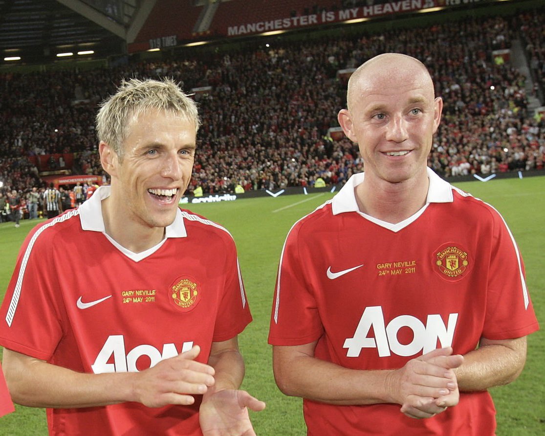 Phil Neville and Nicky Butt were born on this date in 1977 & 1975 respectively. Happy birthday lads    