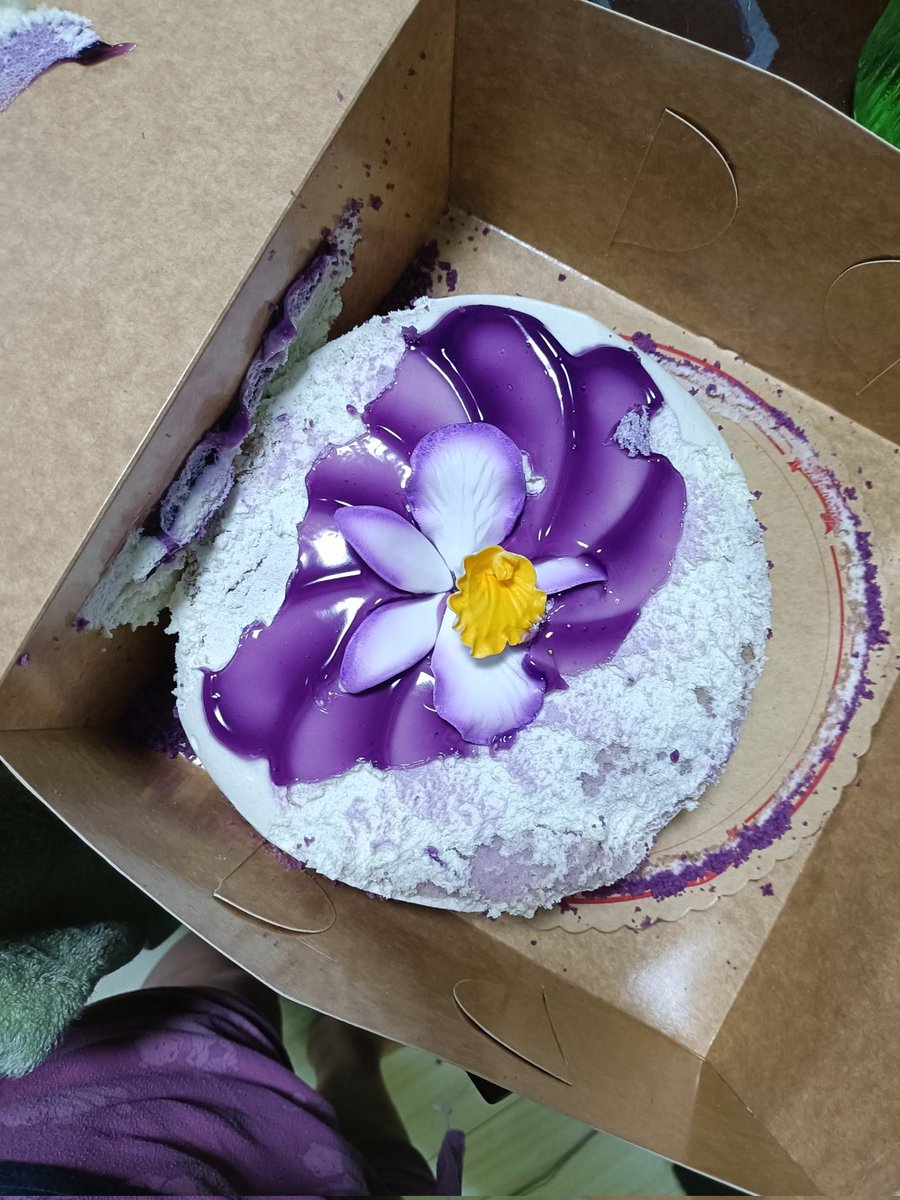 chiyow28's tweet photo. Guba ang cake ni Addie😭 https://t.co/98Mz6AFIIm