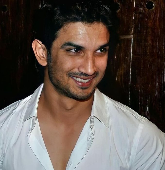 I don’t think you could ever know how much I miss you right now. I wish more than anything that we could be together again to celebrate your day. But I know we will again one day.

Sushant Day 
#SushantMoon