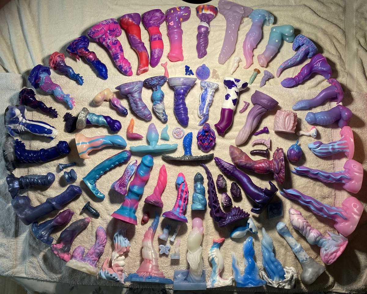AllAnarchyAngel's tweet photo. ✨IT IS MY DONGIVERSARY! ✨
One year ago today I got my first fantasy toy and now I own 56 of them! I’m so happy with having a fairly consistent color pallet!💙💜🤍💗
Thank you everyone who has supported me you have no idea how much it means to me! (^з^)-♡ https://t.co/MtC3MeTL0b