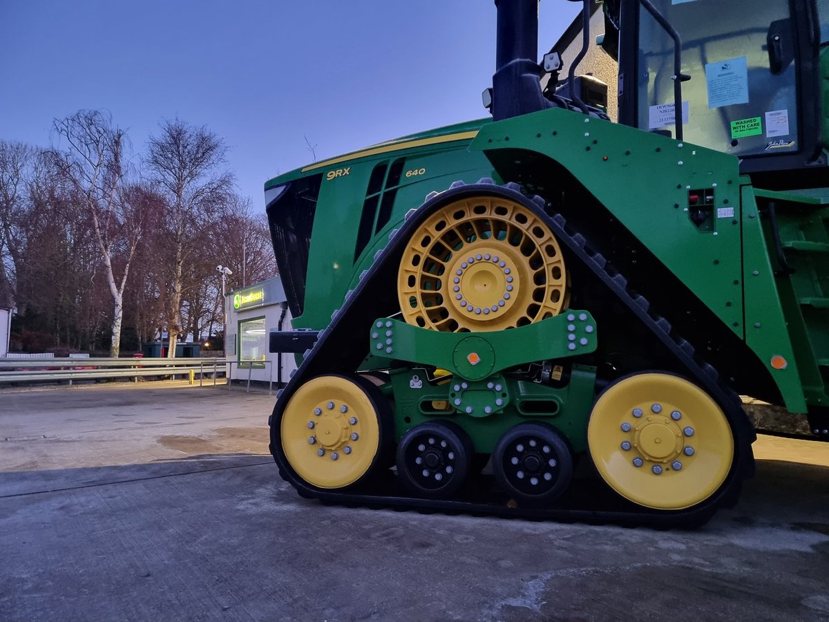 Frosty morning line up’s across our depots this week, including a new John Deere 8RX & 9RX patiently awaiting delivery! #DeliveryDay #FrostyMornings
