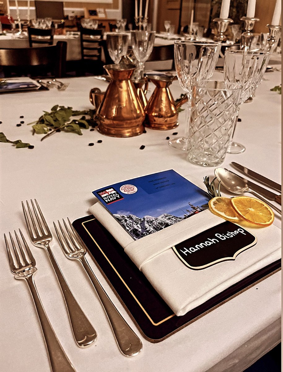 Def_Chef_School's tweet photo. Royal Navy trainees cooked and served a fine dining experience for the South Wonston Primary School teachers at FSTW.  A privilege to host the teachers of our Service children. Well done to our amazing team! @DSLAWorthy_Down @Worthy_Down @RNLogsjobs https://t.co/ItgbiYJyyA