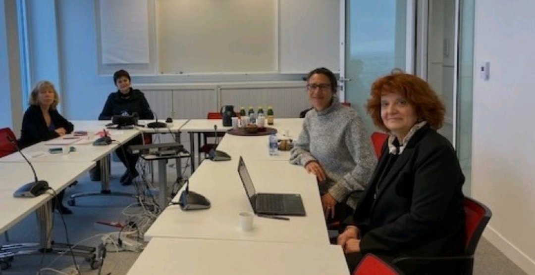 Le 17.01 s’est tenue la première réunion du groupe de travail entre l’association #Pav75 <a href="/ParisPav75/">PAV75</a> <a href="/cdam0875/">Carole Damiani</a> et le ⁦⁦<a href="/parquetdeParis/">Parquet de Paris</a> au sujet de l’accompagnement des victimes lorsqu’un procès pénal est impossible 
Lien Linkedin: linkedin.com/posts/parquet-… x.com/parquetdeParis…