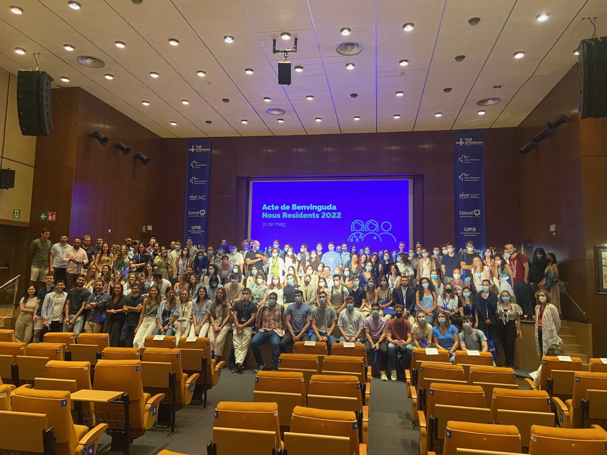 📝🎓 Falta molt poc per a l'examen de formació sanitària especialitzada! Us desitgem molta sort 🤞🏽 🍀 💪🏼 Aviat estareu triant plaça i des de #VallHebron us esperem amb il·lusió per donar-vos la benvinguda com a #ResidentsVH! #EIR2023 #MIR2023 #FIR2023 #PIR2023 #BIR2023 #QIR2023