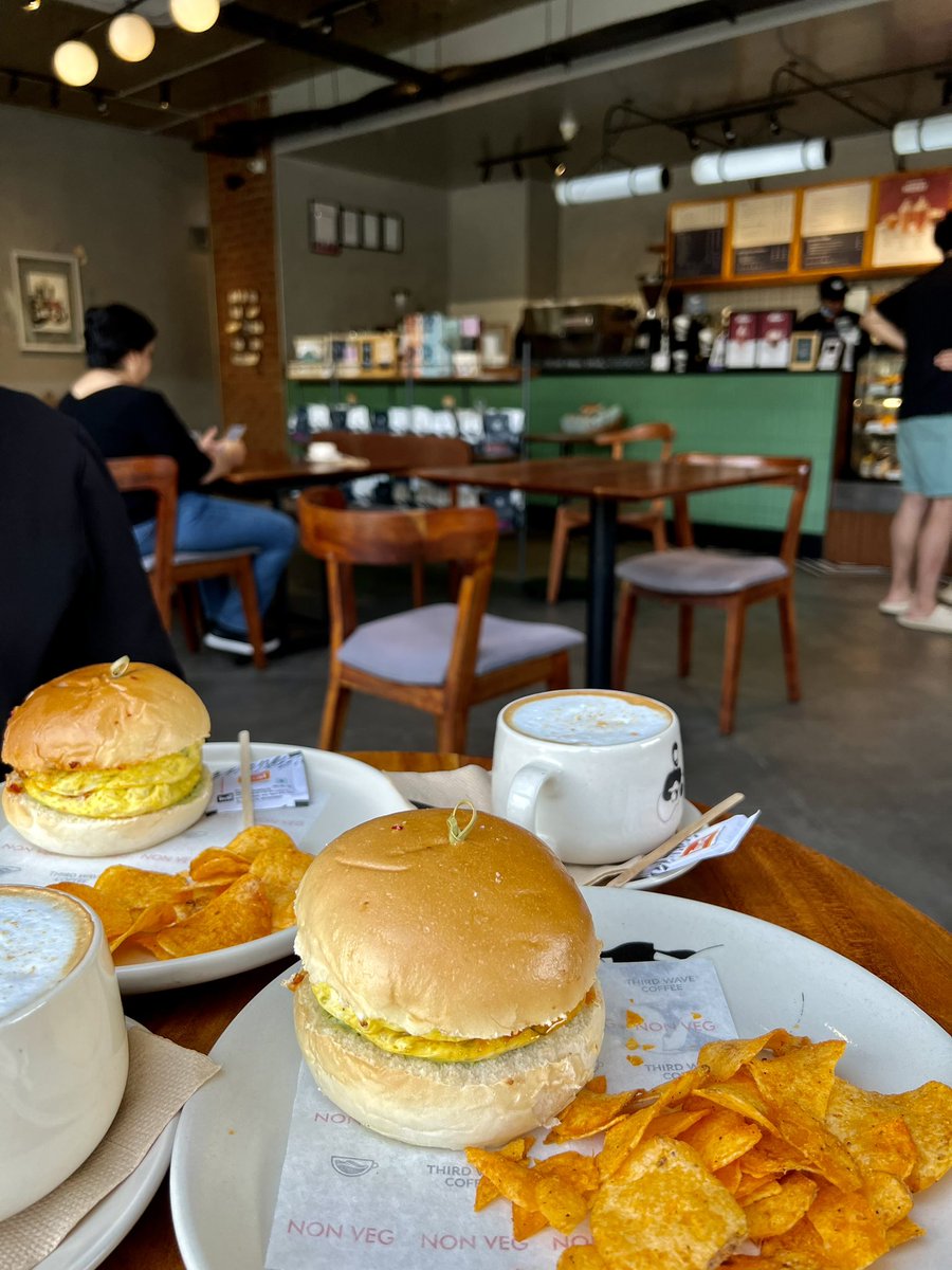GopinathLangote's tweet photo. Brewing Ideas with @themayurkumbhar
#thirdwavecafe @thirdwaveindia https://t.co/9EUWQ2ExEq